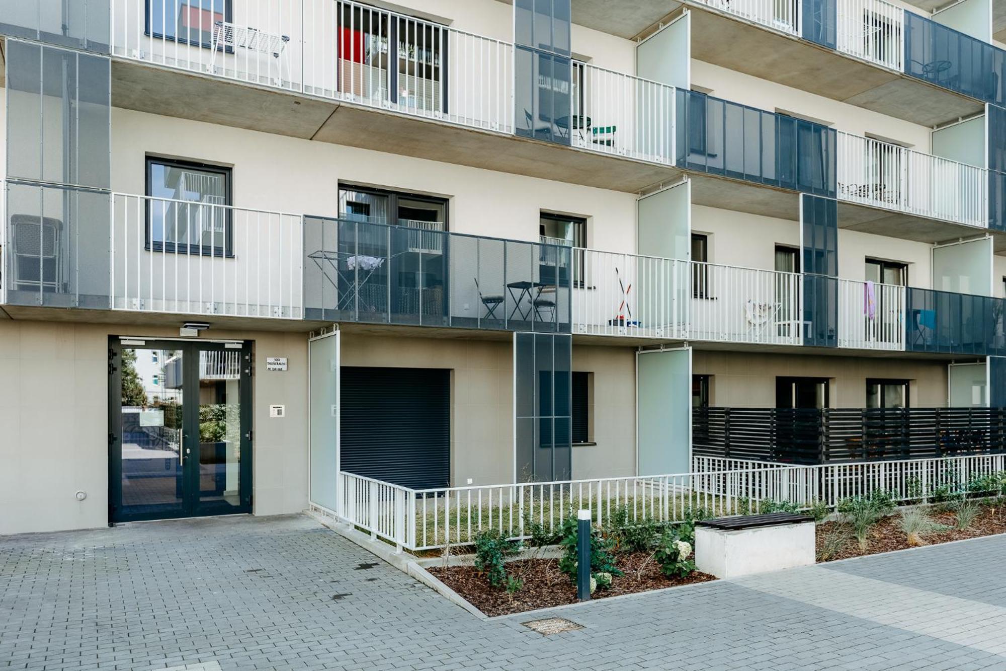 Apartamenty Niedaleko Dworca Od Wroclawapartament-Pl Екстер'єр фото
