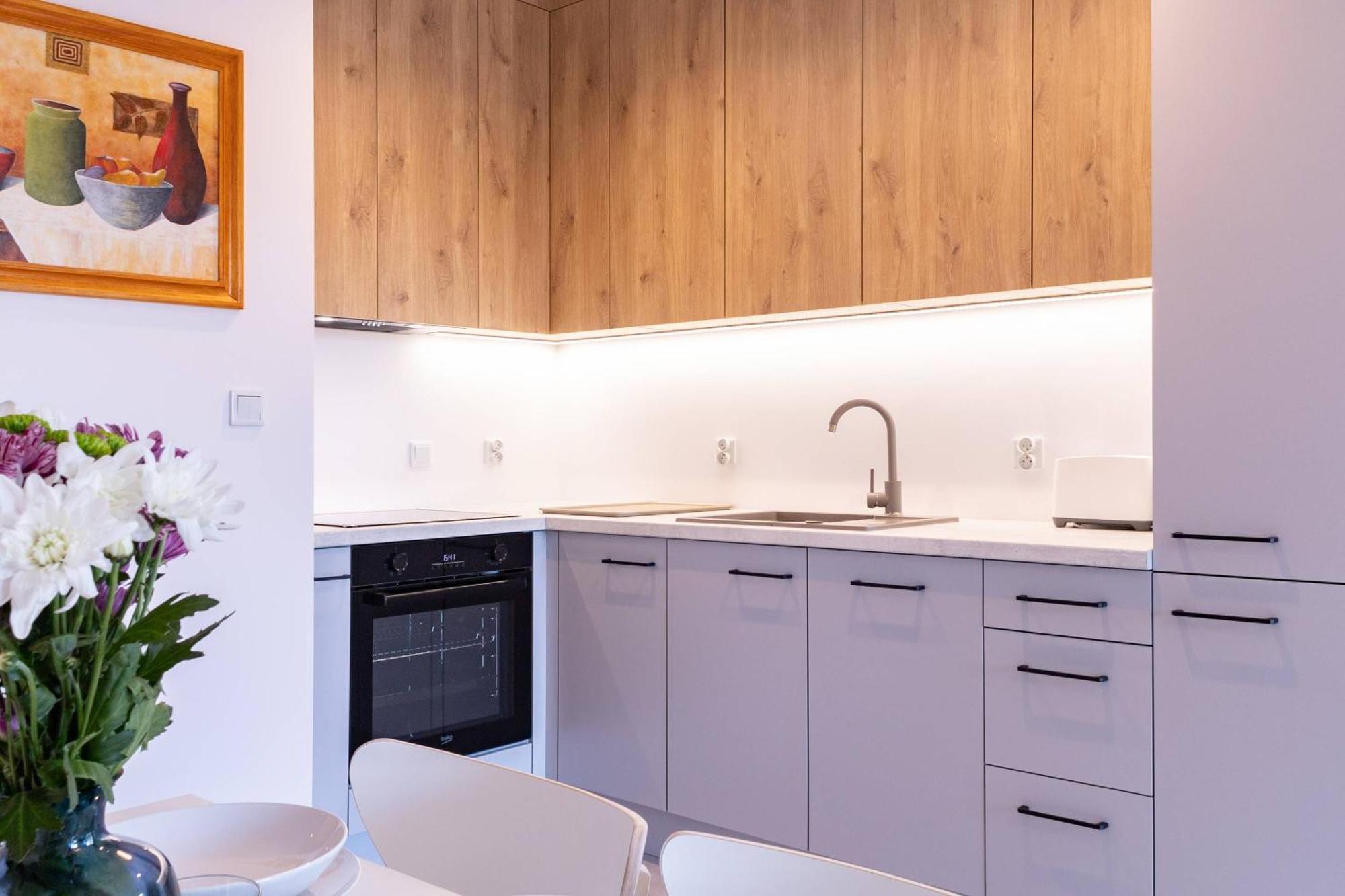 Apartamenty Niedaleko Dworca Od Wroclawapartament-Pl Екстер'єр фото